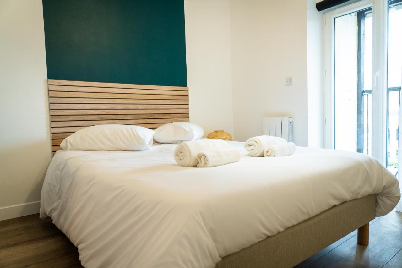 Magnifique T2 Centre Ville Dernier Etage Avec Balcon Valence  Exterior photo